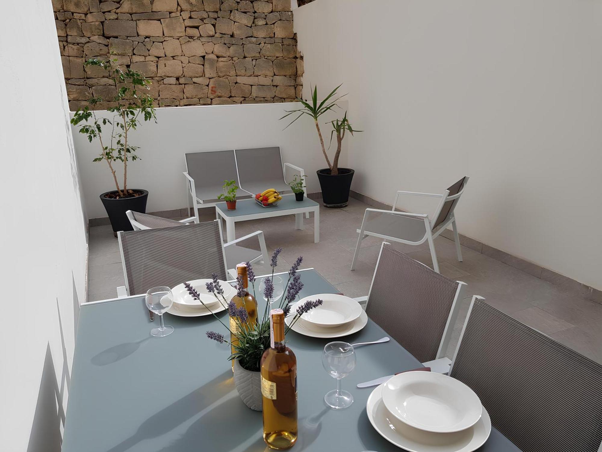 Elise Apartments Gzira Exterior photo